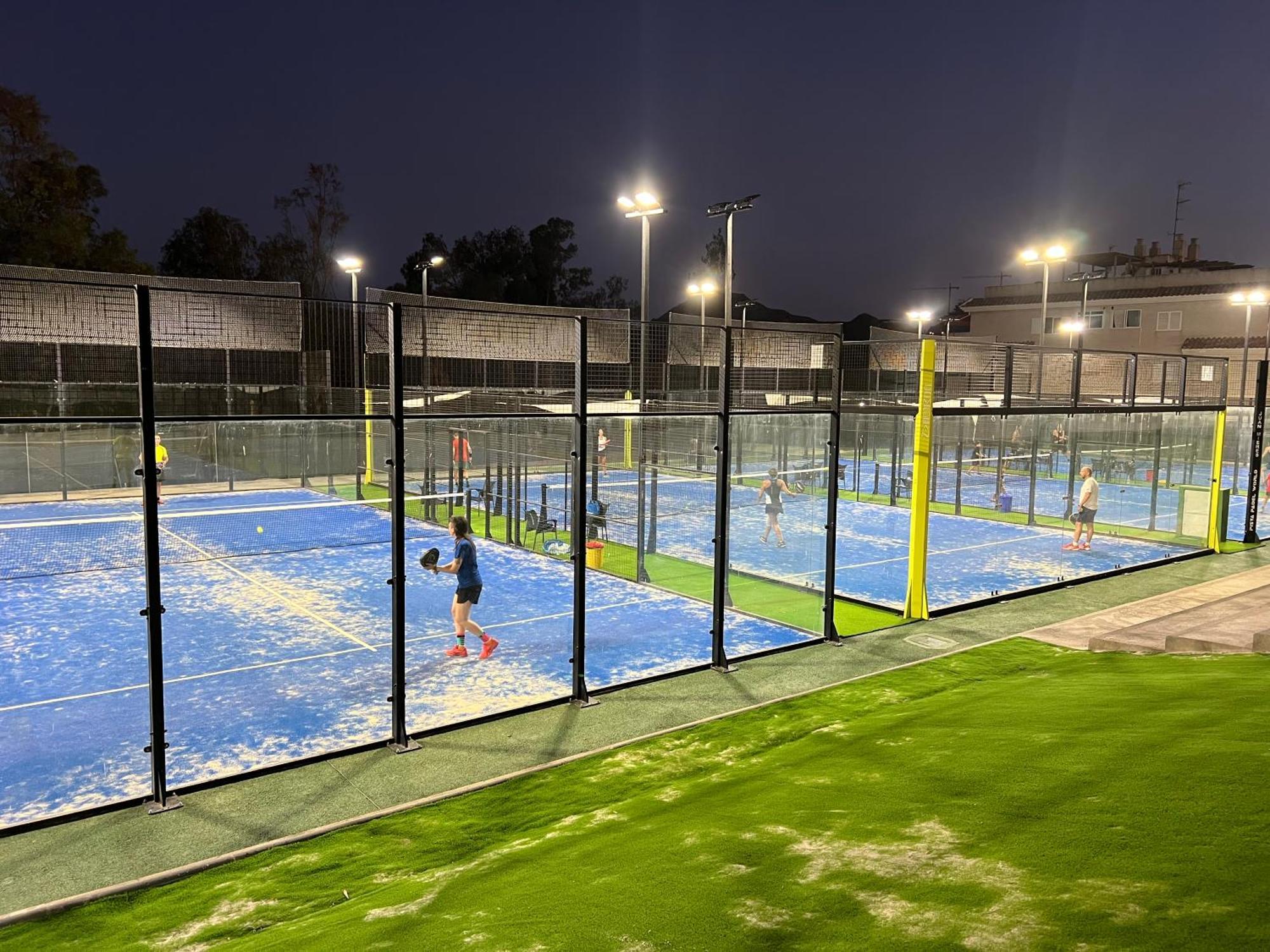Piso Con Ac, Piscina Y Pista De Padel Y Tenis En Aguilas Exterior photo